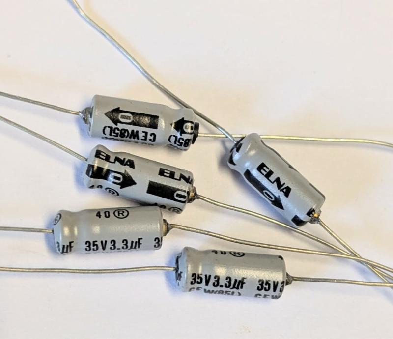 Kondensator 3,3uF 35V 5 st NOS