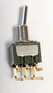 Vippströmbrytare  2 polig  ON Off   6A 125V  Vinklad