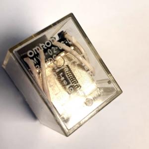 Relä MY4-02-US-L  24V  4 poligt vx 14 ben OMRON