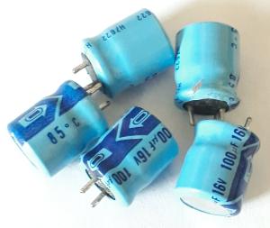 Kondensator 100uF 16V 5st