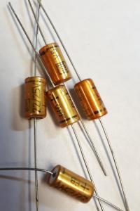 Kondensator 22uF 25V ( 5 st )