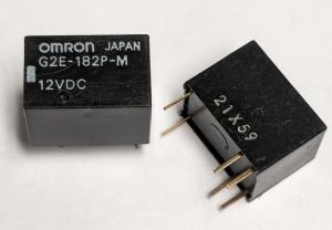 Relä G2E-182P-M  12V OMRON