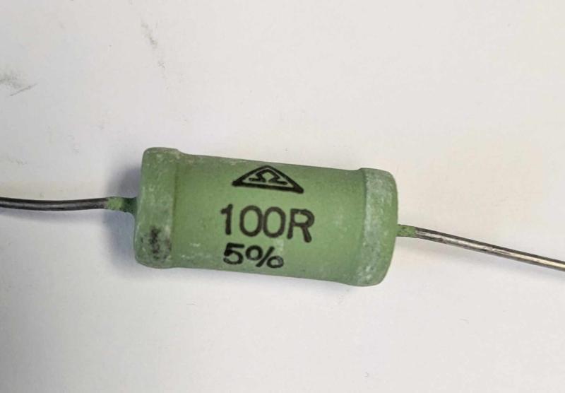 Motstånd 100 Ohm 5%