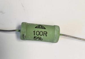 Motstånd 100 Ohm 5% 