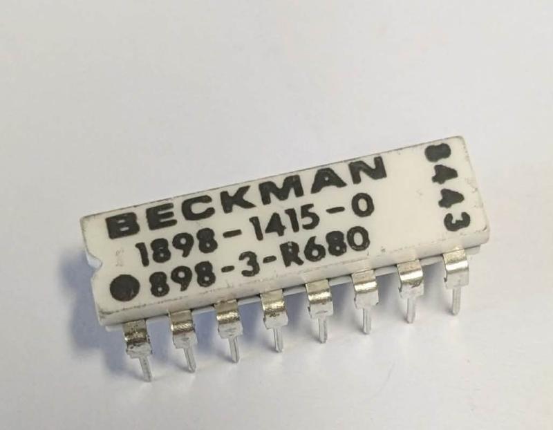 Motståndsnätverk 680 Ohm +/- 2% 16 stift isolerat