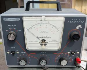 Audio generator Modell IG-72 Heatkit