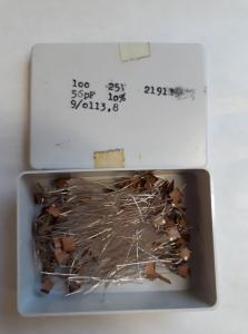 56pF 25V Keramisk kondesator  ca 100 st i låda
