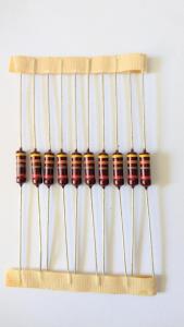 Motstånd 430ohm 2% 0.5W, 10st