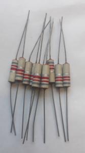 Motstånd 8,2 Kohm 1W 10%  10 st