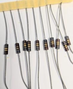 Motstånd 6.8 Ohm 1/4W