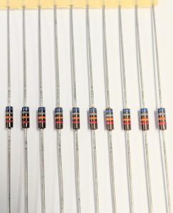 Motstånd 68 ohm 1/4W , 10 pack