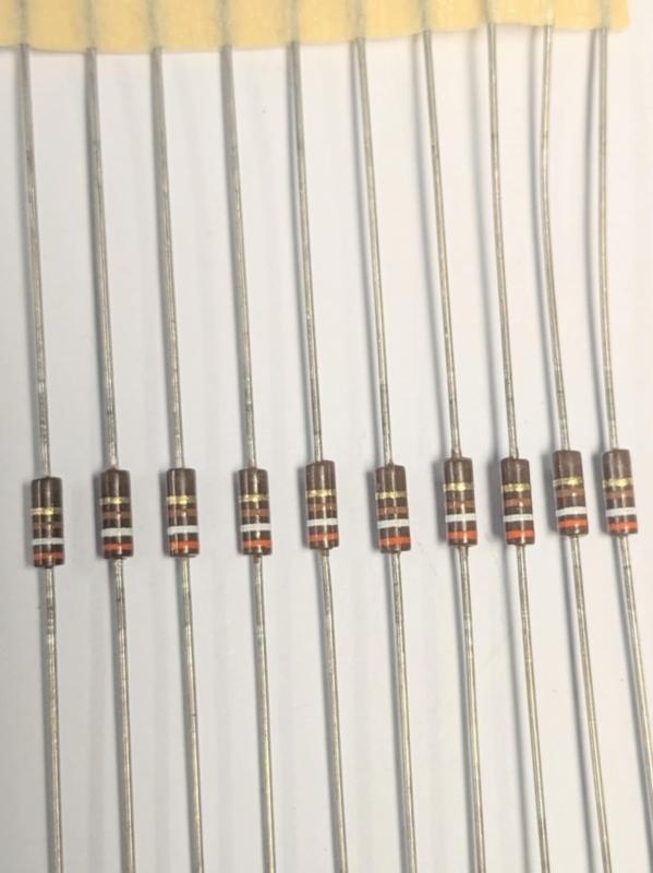 Motstånd 390 ohm 1/4W 10st