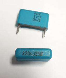 Kondensator 220nF 250Vdc  Polyester