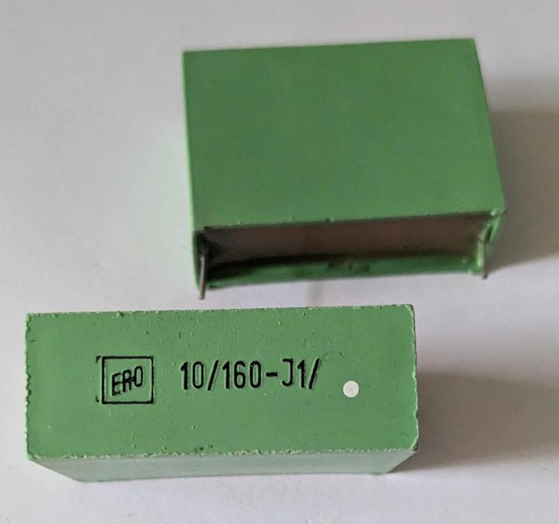 Kondensator 10uF 160V  Polyester ERO