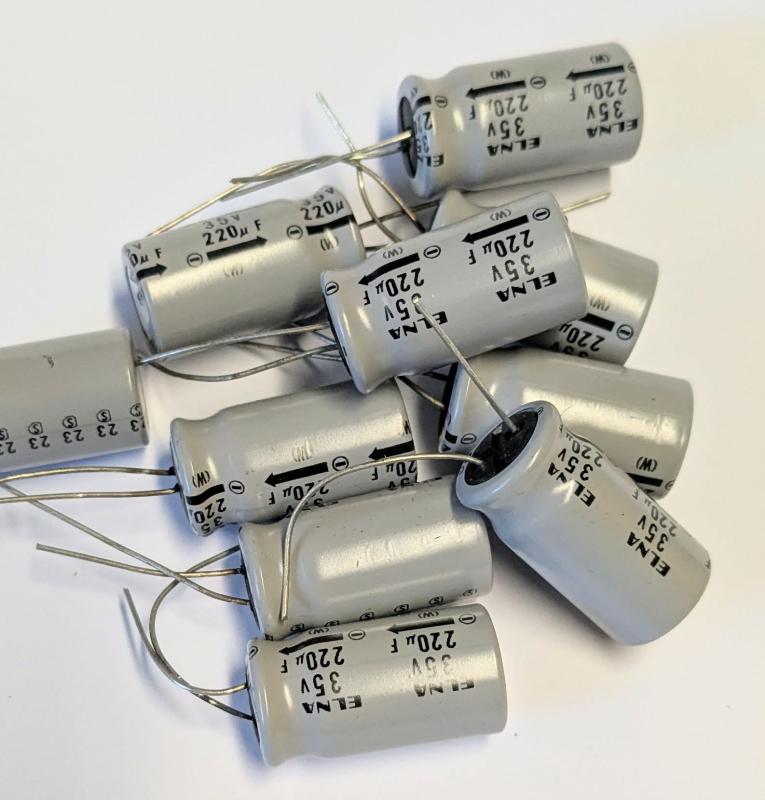 Kondensator 220uF 35V 10st