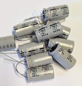 Kondensator 220uF 35V 10st