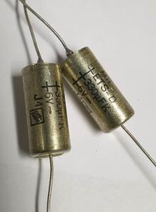 Tantal 330uF K 6V MIL  2 st 