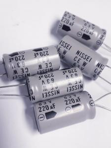 Kondensator 220uF 63V 5-pack
