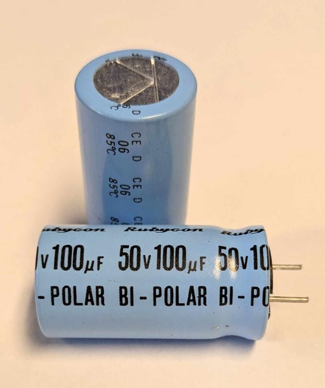 Kondensator 100uF 50V Bipolär