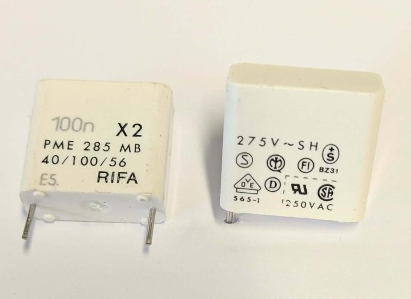 Kondensator 0,1uF 275V x 2 Polyester PME285MB Rifa