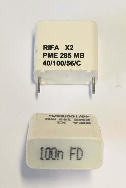 Kondensator 0,1uF 275V x 2 Polyester PME285MB Rifa 