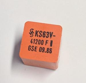 Kondensator 14200pF 63V 1% Polyester Siemens