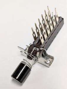 Tryckomkopplare Växlande , 12 stift  NOS