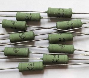 Motstånd 8,2 Ohm 3W 5% 10 st