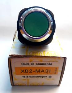 Momentan tryckknappsbrytare NY i orginallåda  XB2-MA31