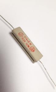 Motstånd trådlindat keramiskt fodral; 0,39 Ohm 11W 10%; VTM 214-0