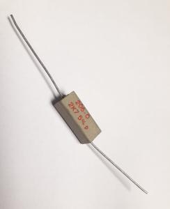 Motstånd trådlindat keramiskt fodral; 2,7 Ohm 4W 5% 206-0