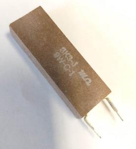 Motstånd trådlindat keramiskt fodral 3,3 Kohm 5% 9W