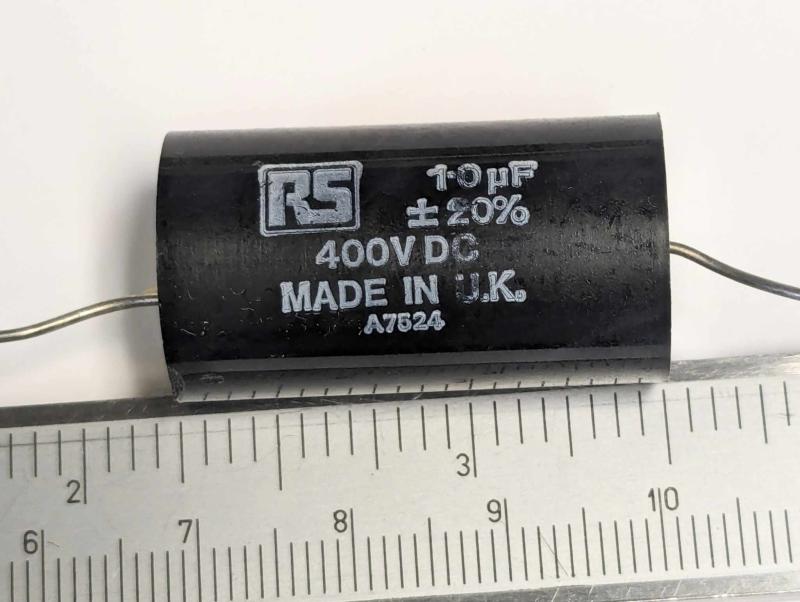 Kondensator 0,1uF 400V  +- 20% Svart