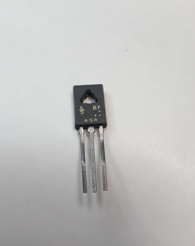 BF458 transistor