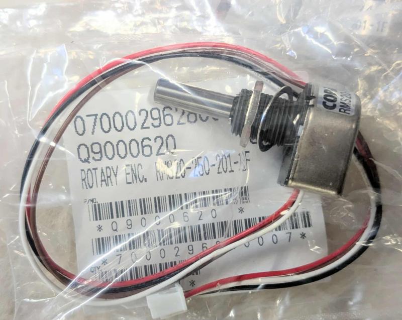 Q9000620  Rotary encoder Yaesu