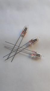 Glimlampa 3 st NOS