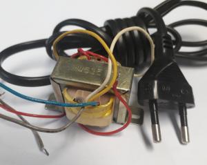 Transformator  230 - 10V med kabel och eurokontakt