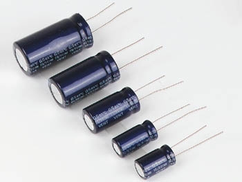 Kondensator, 3300uF 50V, Stående