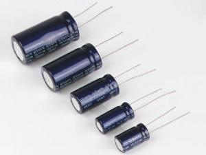 Kondensator, 1000uF 16V, Stående