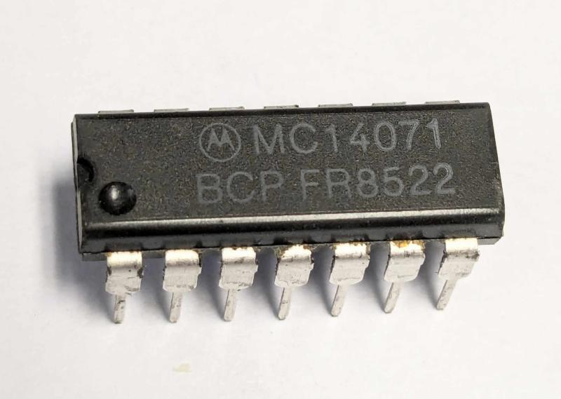 MC14071BCP  NOS
