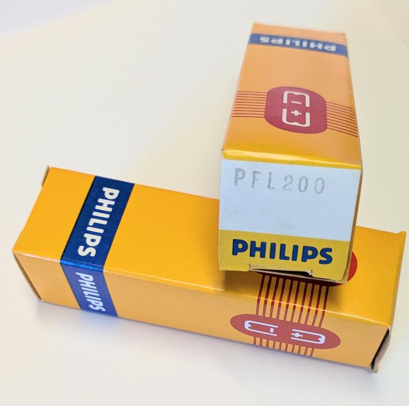 PFL200 PHILIPS NOS 