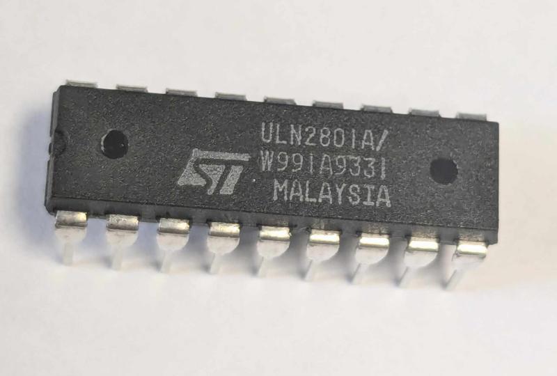 ULN2801A