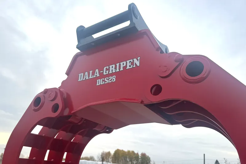 Dala-Gripen DGS 28 stengrip för hantering och sortering av sten, byggmaterial och rivningsmaterial.