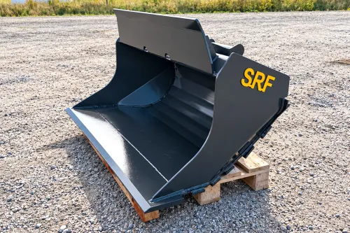 SRF planeringsskopa S45, 1500 mm bred och 450 liter med slitribbor