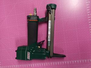 KLAMMERVERKTYG/ KLAMMERPISTOL 80.16 SL. Klammerpistol med förlängd nos.