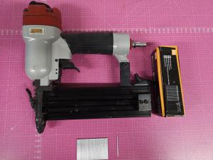 TRYCKLUFTSDRIVEN SPIKPISTOL 20-50MM