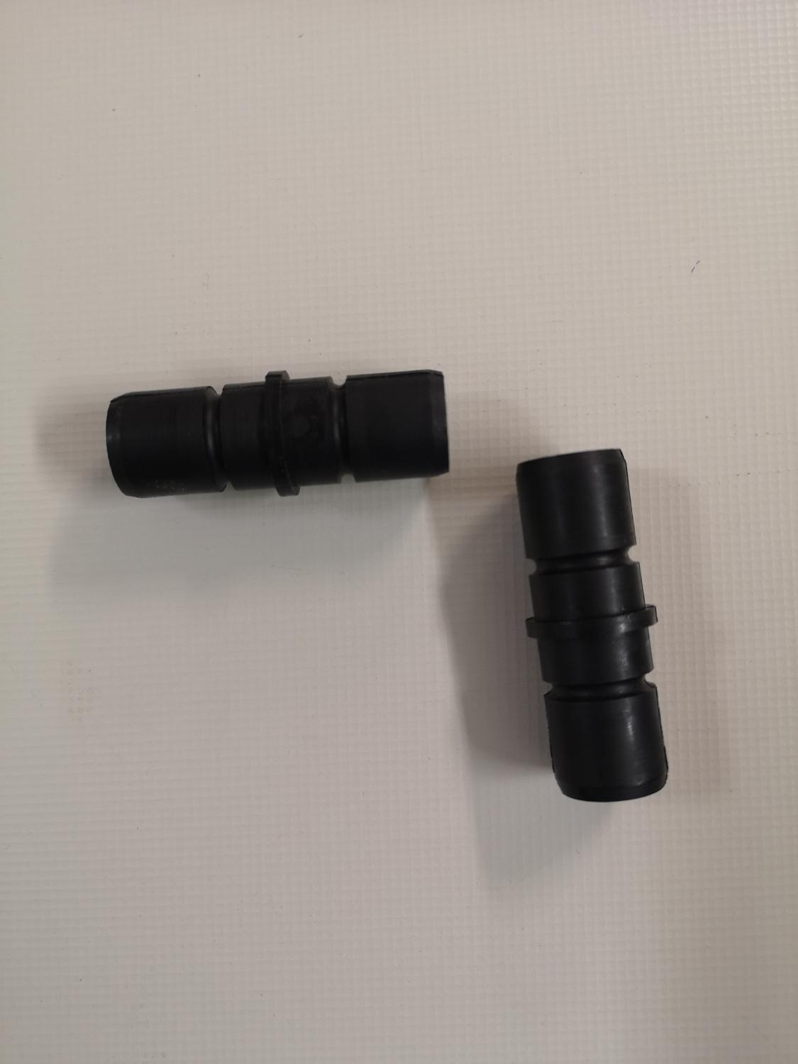Rörkopplingar i UV-beständig nylon – passar 7/8” rör