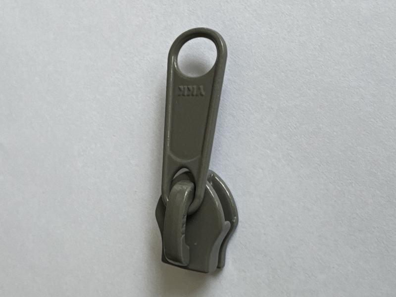 Original YKK Spiral Löpare 10mm Autolock – Grå (F-kod 860)