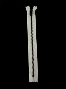 Metallblixtlås, 4 mm fast, YKK, 20 cm,f-kod: 501, (B) Vit