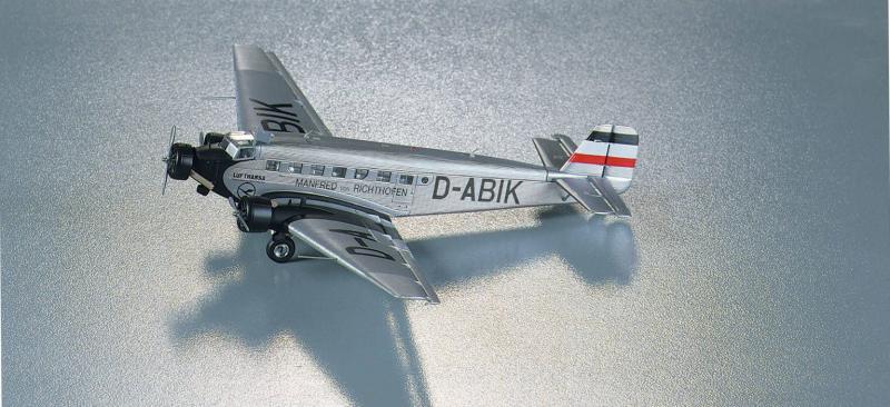 Herpa 019002 Junkers Ju-52/3m (D-ABIK Manfred von Richthofen) Germany